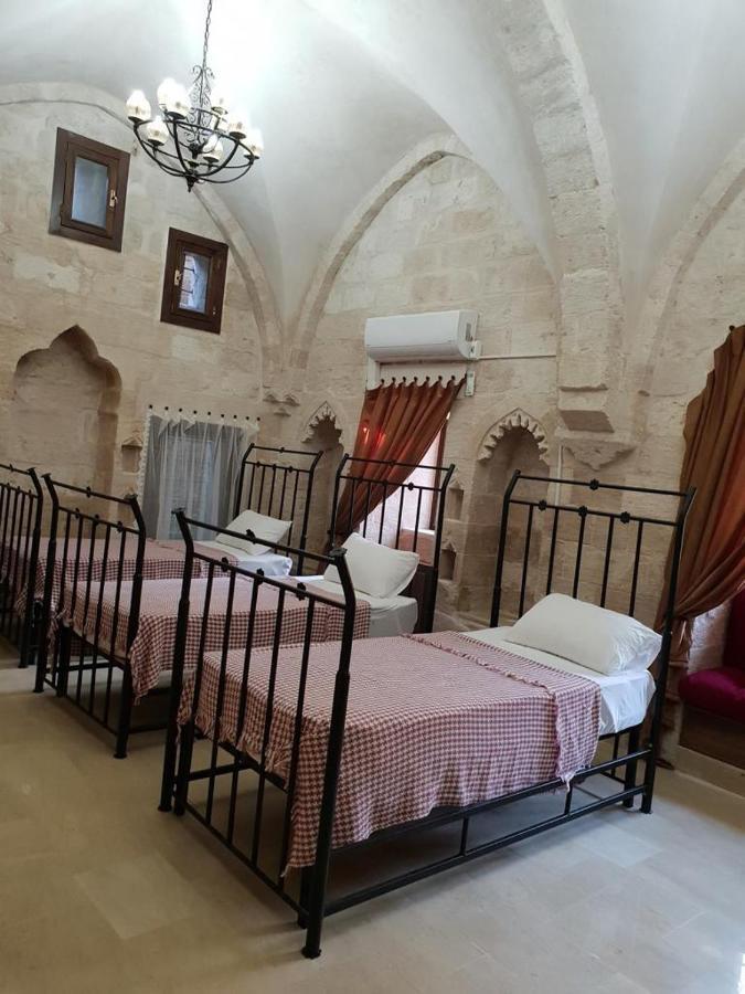 Mardin Tarihi Ulu Cami Yani, Tarihi Konak 外观 照片